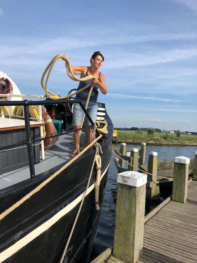 Hotelboot Zwaan Amsterdam Dış mekan fotoğraf