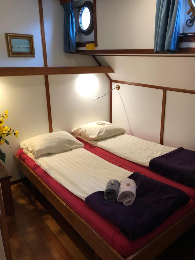 Hotelboot Zwaan Amsterdam Dış mekan fotoğraf