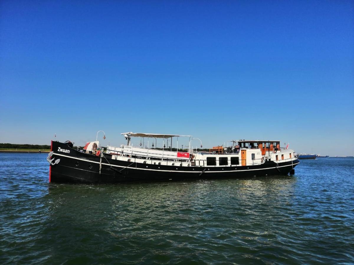 Hotelboot Zwaan Amsterdam Dış mekan fotoğraf