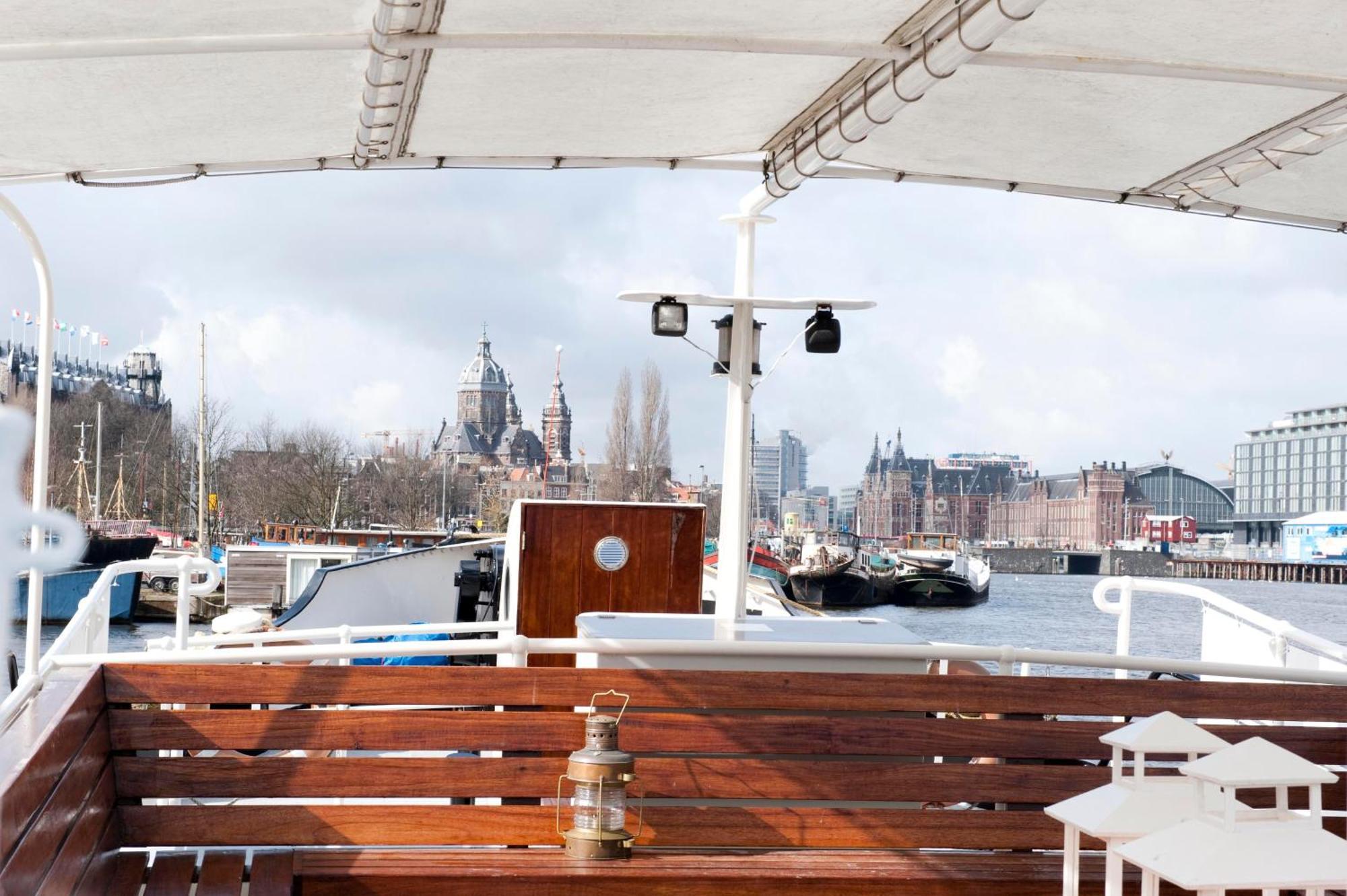 Hotelboot Zwaan Amsterdam Dış mekan fotoğraf